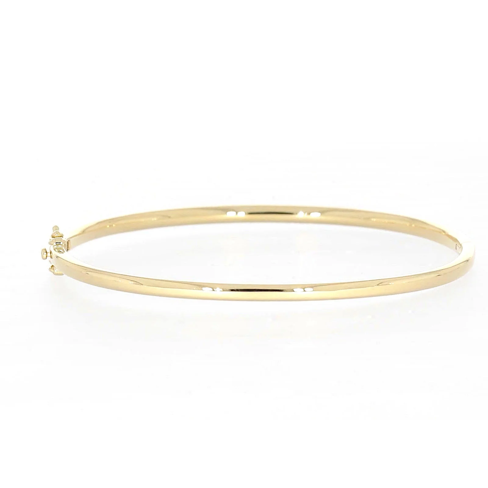 Celebration 9ct Yellow Gold Round Brilliant Cut 1 Carat tw of Lab Grown Diamonds Bangle - Image 36