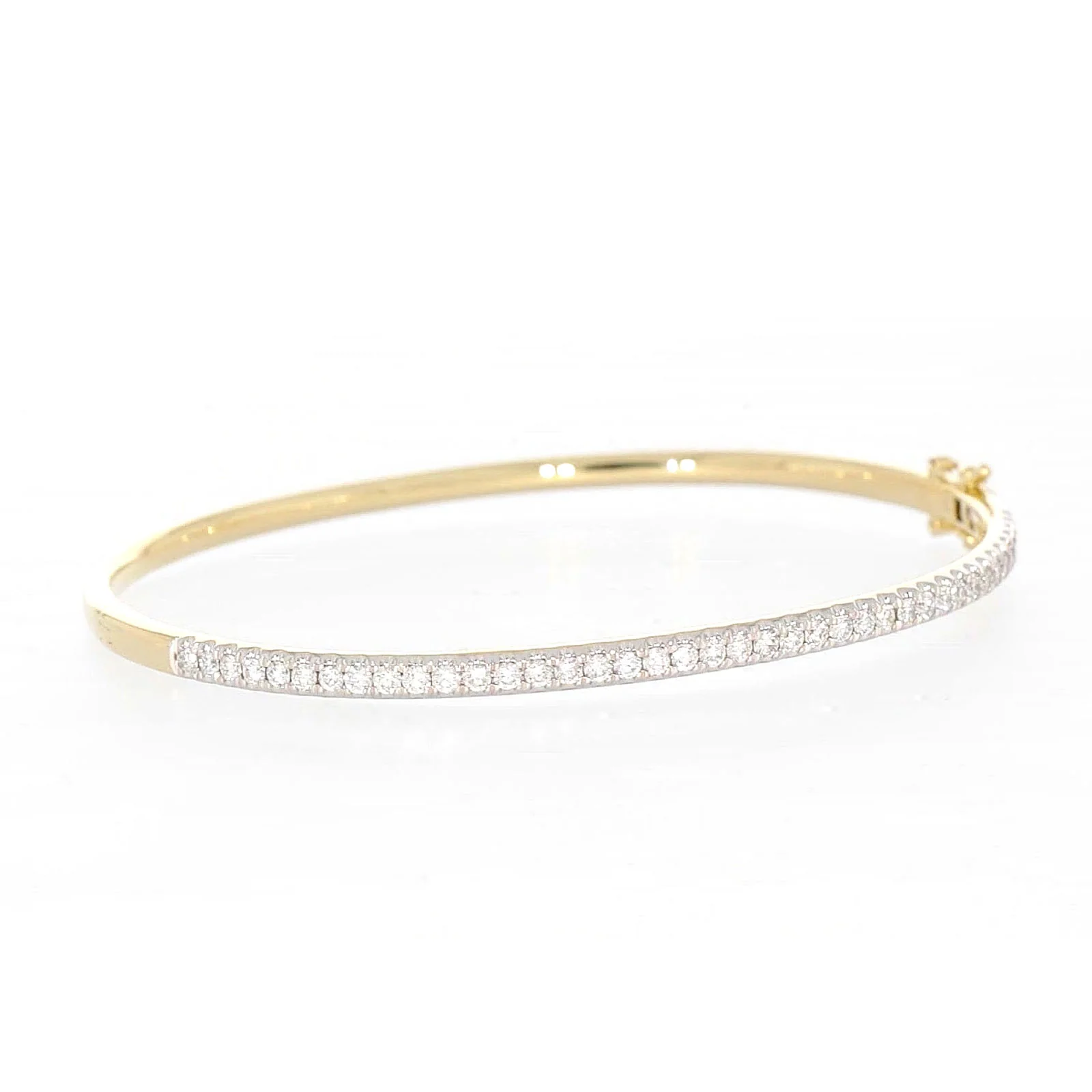 Celebration 9ct Yellow Gold Round Brilliant Cut 1 Carat tw of Lab Grown Diamonds Bangle - Image 68
