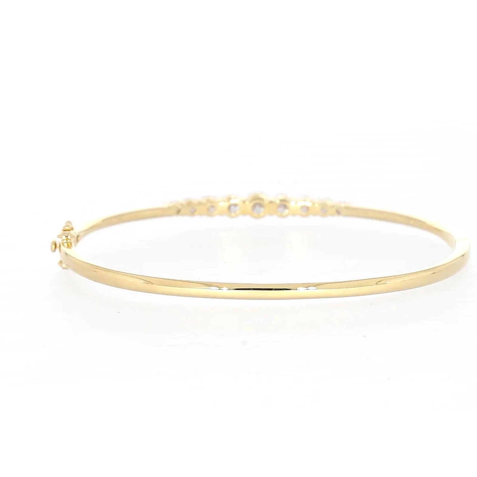 Celebration 9ct Yellow Gold Round Brilliant Cut 2 Carat tw of Lab Grown Diamonds Bangle - Image 36