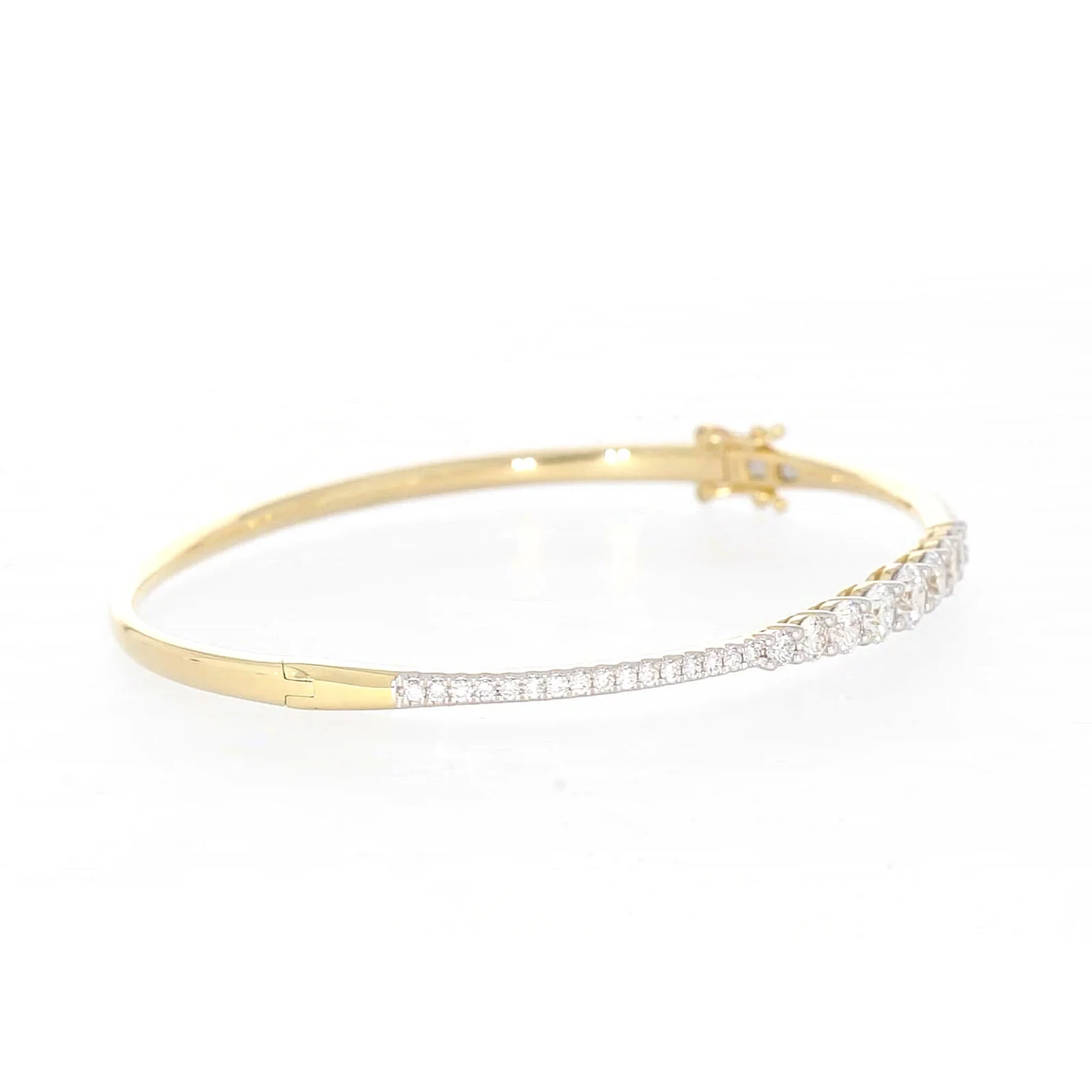 Celebration 9ct Yellow Gold Round Brilliant Cut 2 Carat tw of Lab Grown Diamonds Bangle - Image 60